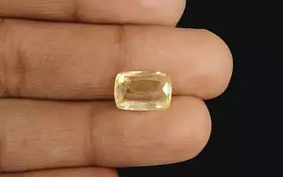 Yellow Sapphire - 4.61 Carats (Pukhraj - 5.02 Ratti)