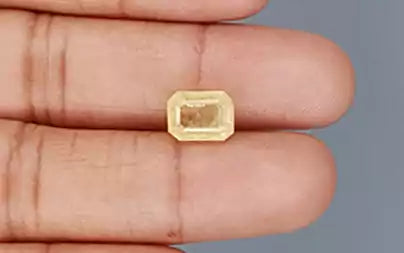 Yellow Sapphire - 5.47 Carats (Pukhraj - 5.96 Ratti)