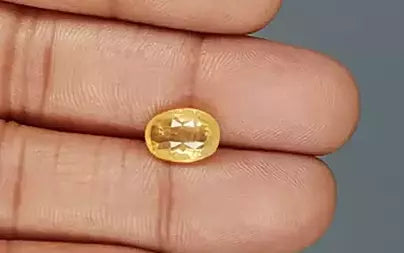 Yellow Sapphire (Pukhraj) - 3.99 Carats