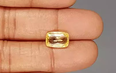 Yellow Sapphire (Pukhraj) - 4.89 Carats