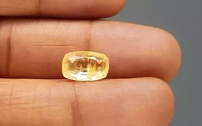 Yellow Sapphire (Pukhraj) - 4.69 Carats
