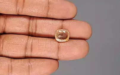 Yellow Sapphire (Pukhraj) - 5.88 Carats