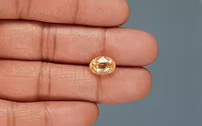 Yellow Sapphire - 5.24 Carats (Pukhraj - 5.71 Ratti)