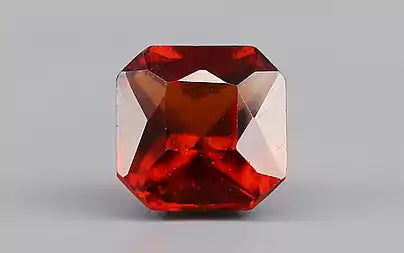Hessonite (Gomed) - 3.68 Carats