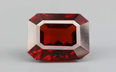 Hessonite (Gomed) - 5.59 Carats