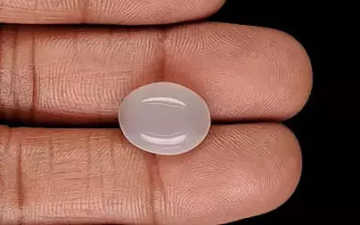 White Moonstone - 5.94 Carats