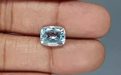 Blue Topaz - 4.86 Carats