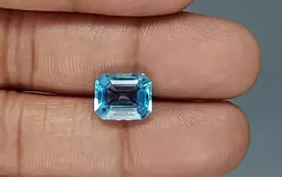 Blue Topaz - 5.49 Carats