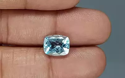 Blue Topaz - 4.61 Carats