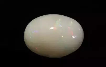 Opal - 7.35 Carats (Dudhiya Pathar - 8.01 Ratti)