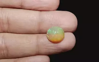 Opal - 2.85 Carats