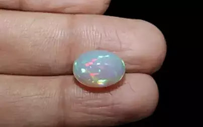 Opal - 4.67 Carats
