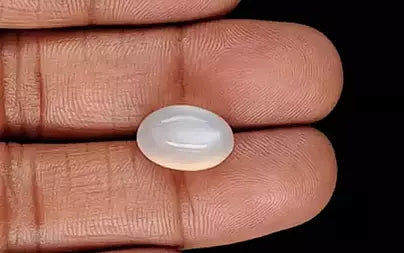 White Moonstone - 7.19 Carats