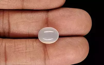 White Moonstone - 3.69 Carats