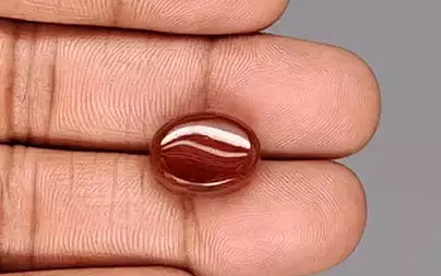 8.27 Carats Oval Yamini Hakik