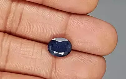 Blue Sapphire (Neelam) - 4.29 Carats