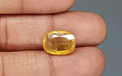 Yellow Sapphire - 7.21 Carats (Pukhraj - 7.86 Ratti)