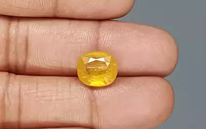 Yellow Sapphire - 7.02 Carats (Pukhraj - 7.65 Ratti)