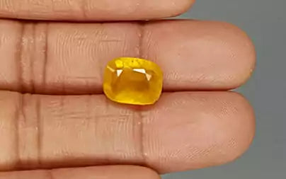 Yellow Sapphire - 7.75 Carats (Pukhraj - 8.45 Ratti)