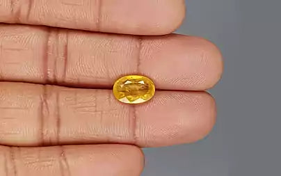 Yellow Sapphire (Pukhraj) - 3.49 Carats