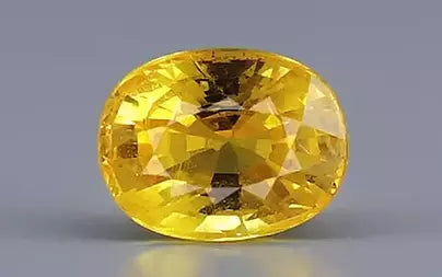 Yellow Sapphire - 4.48 Carats (Pukhraj - 4.88 Ratti)