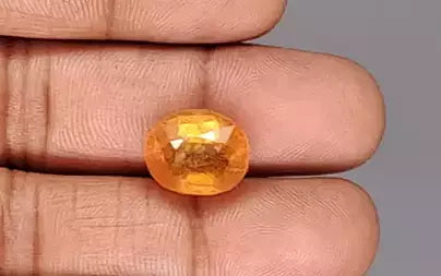 Yellow Sapphire (Pukhraj) - 11.47 Carats
