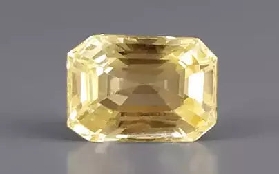 Yellow Sapphire - 6.15 Carats (Pukhraj - 6.70 Ratti)