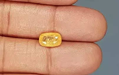 Yellow Sapphire (Pukhraj) - 3.16 Carats