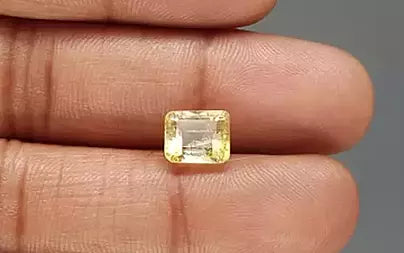 Yellow Topaz - 3.20 Carats