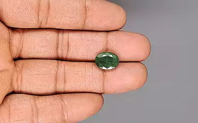 Emerald (Panna) - 4.61 Carats