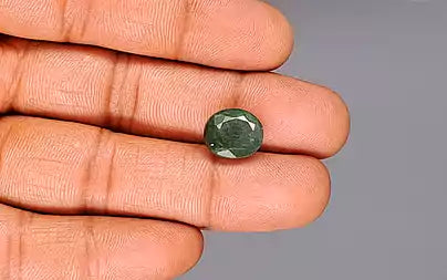 Emerald (Panna) - 5.86 Carats