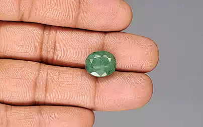 Emerald - 7.68 Carats (Panna - 8.37 Ratti)
