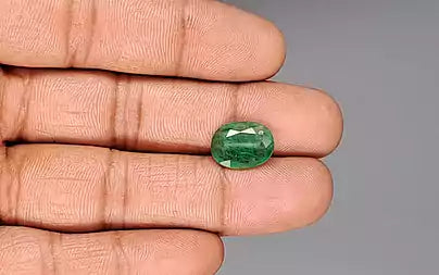 Emerald (Panna) - 3.59 Carats