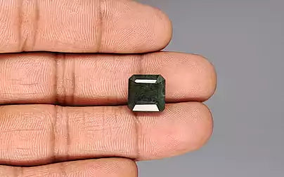Emerald (Panna) - 7.59 Carats