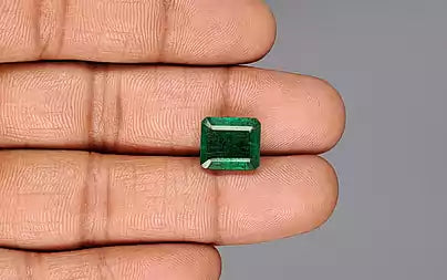 Emerald (Panna) - 5.46 Carats