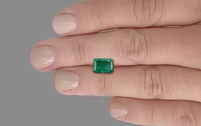 Emerald (Panna) - 5.55 Carats