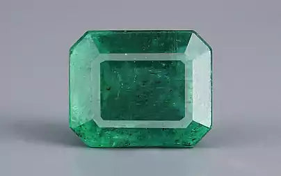 Emerald - 4.05 Carats (Panna - 4.41 Ratti)