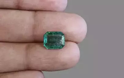 Emerald (Panna) - 2.68 Carats