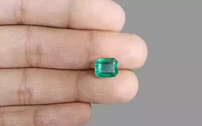 Emerald (Panna) - 3.17 Carats