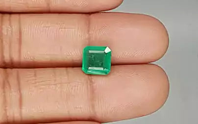 Emerald (Panna) - 2.63 Carats
