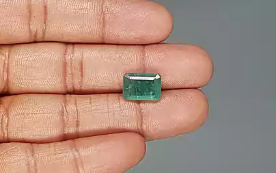 Emerald (Panna) - 4.78 Carats