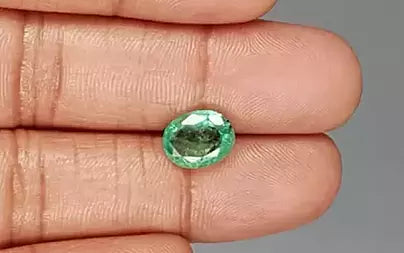 Emerald (Panna) - 2.43 Carats