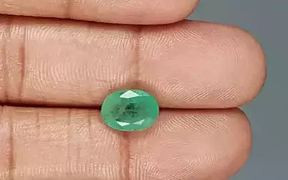 Emerald (Panna) - 2.86 Carats