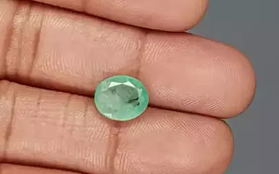 Emerald (Panna) - 3.22 Carats
