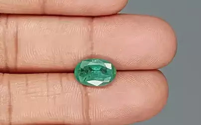 Emerald (Panna) - 2.80 Carats