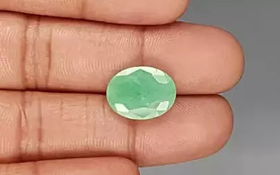 Emerald - 7.31 Carats (Panna - 7.97 Ratti)