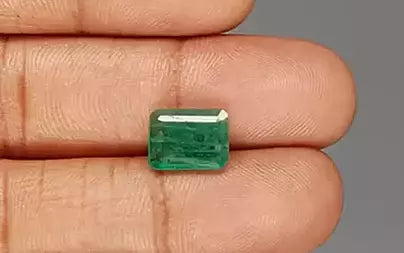Emerald - 2.90 Carats (Panna - 3.16 Ratti)