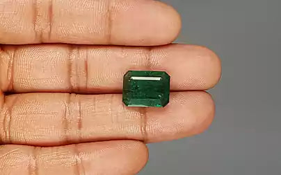 Emerald - 8.84 Carats (Panna - 9.64 Ratti)