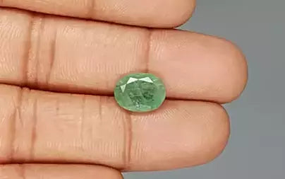 Emerald (Panna) - 2.92 Carats
