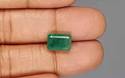 Emerald - 4.18 Carats (Panna - 4.56 Ratti)